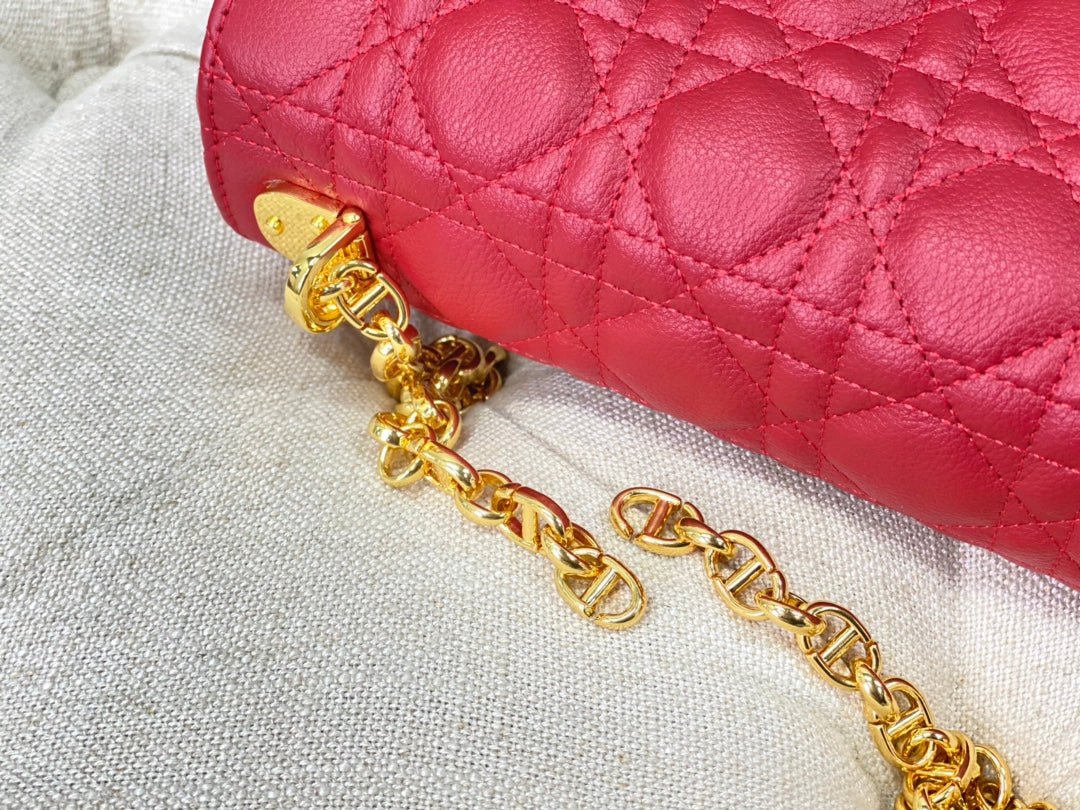 Dior Large Caro 28 Red Calfskin Gold Flap Handbag - Image 9
