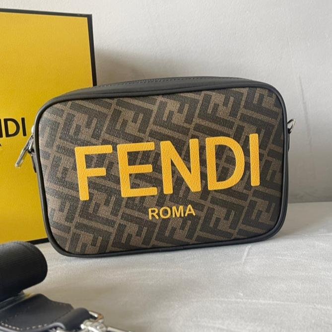 Fendi Roma 22 Clutch Chocolate Brown Calfskin Silver