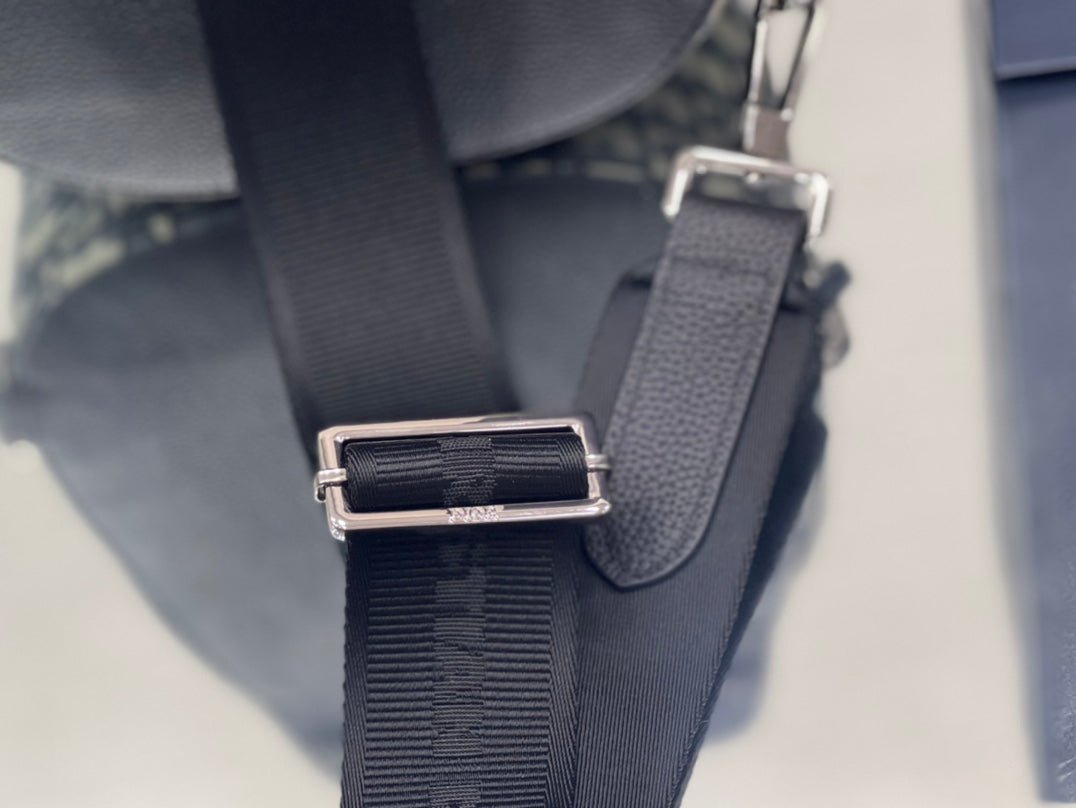 Dior Gallop Sling 27 Oblique Jacquard Crossbody Bag - Image 9