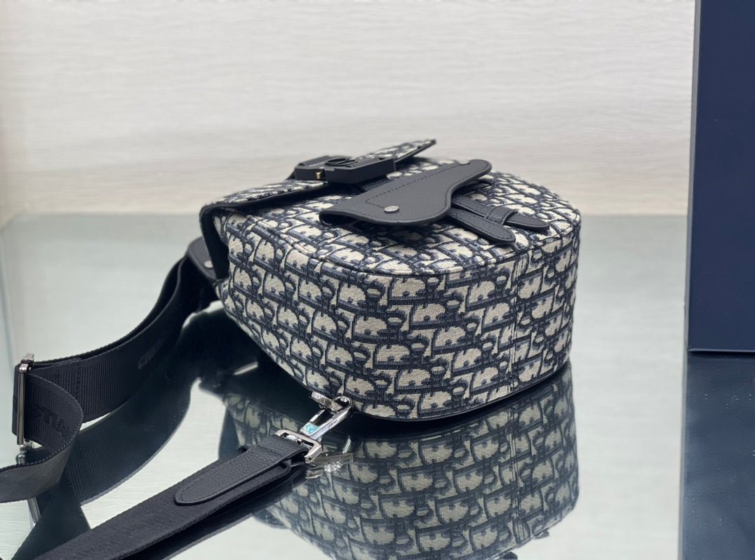 Dior Gallop Sling 27 Oblique Jacquard Crossbody Bag - Image 7