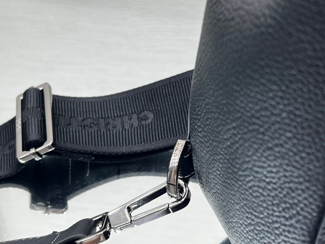 Dior Gallop Sling 27 Solid Black Calfskin Sling Bag - Image 5