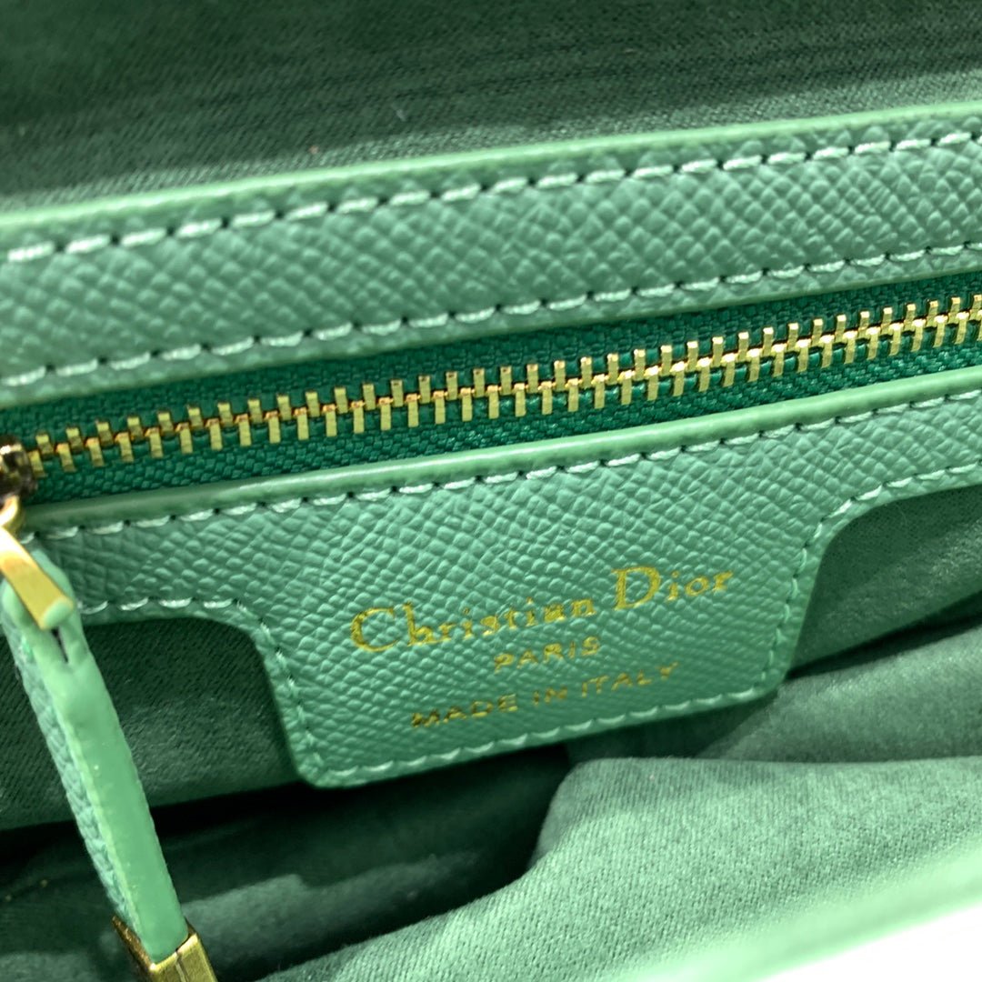 Dior Saddle Green Matte Grained Calfskin Handbag - Image 9