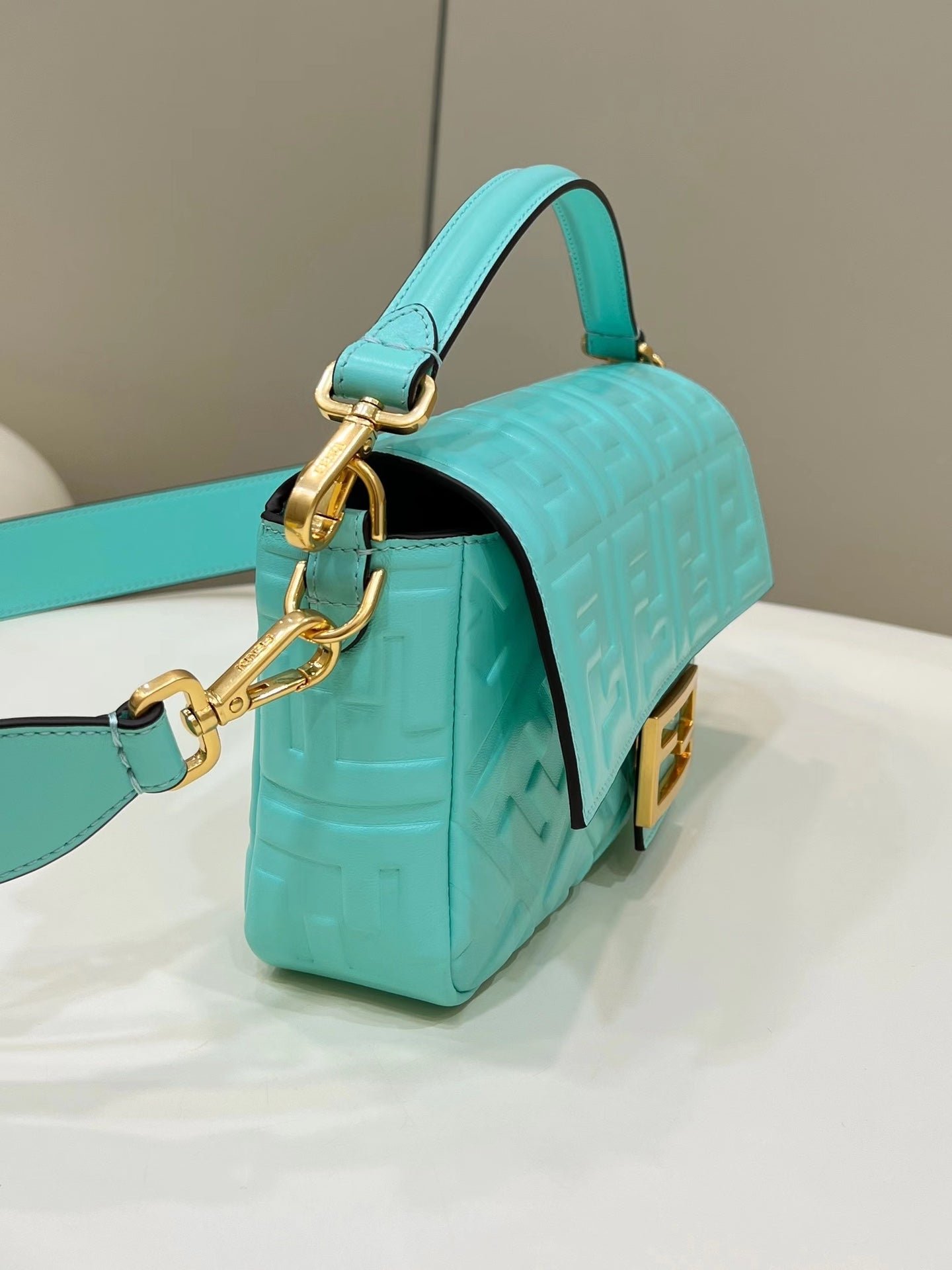Fendi Baguette 27 Turquoise Soft Lambskin Gold - Image 3