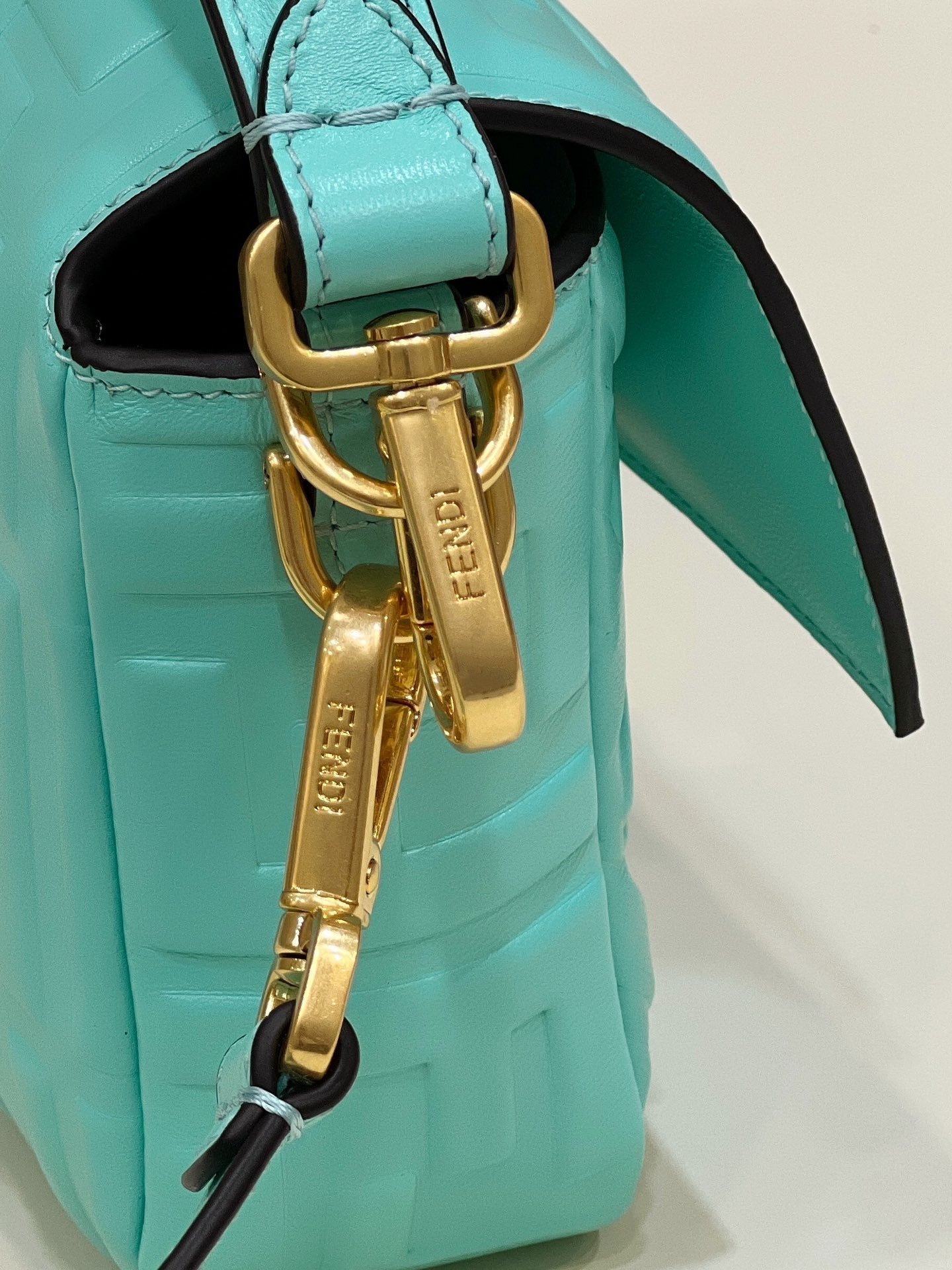 Fendi Baguette 27 Turquoise Soft Lambskin Gold - Image 5