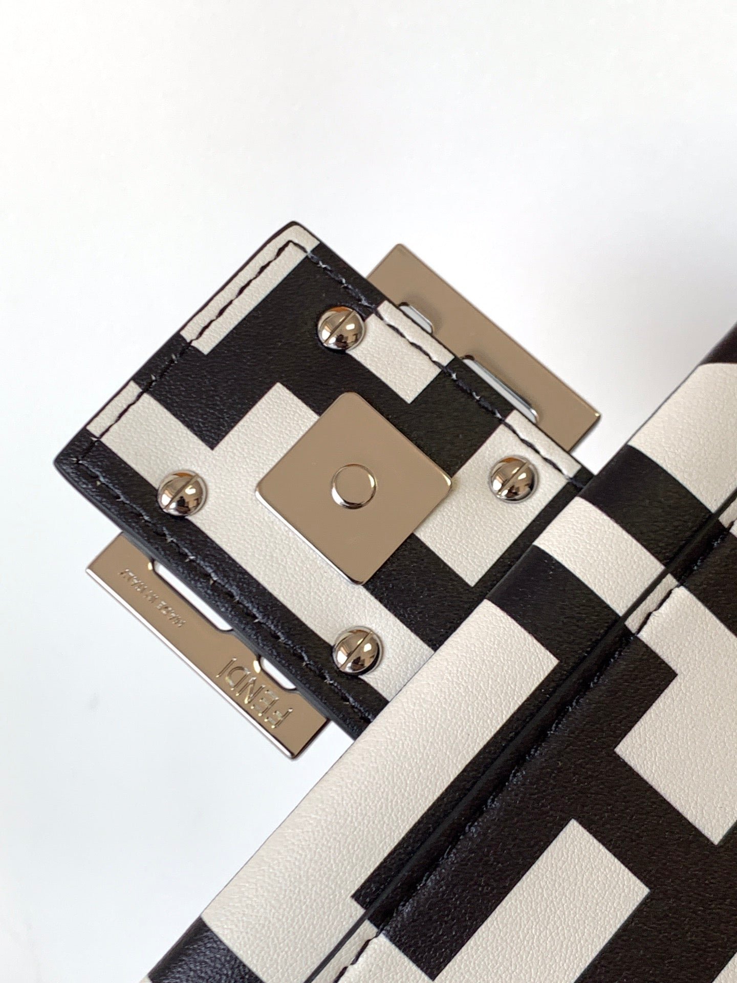 Fendi Roma 27 Black White Calfskin Bag - Image 6