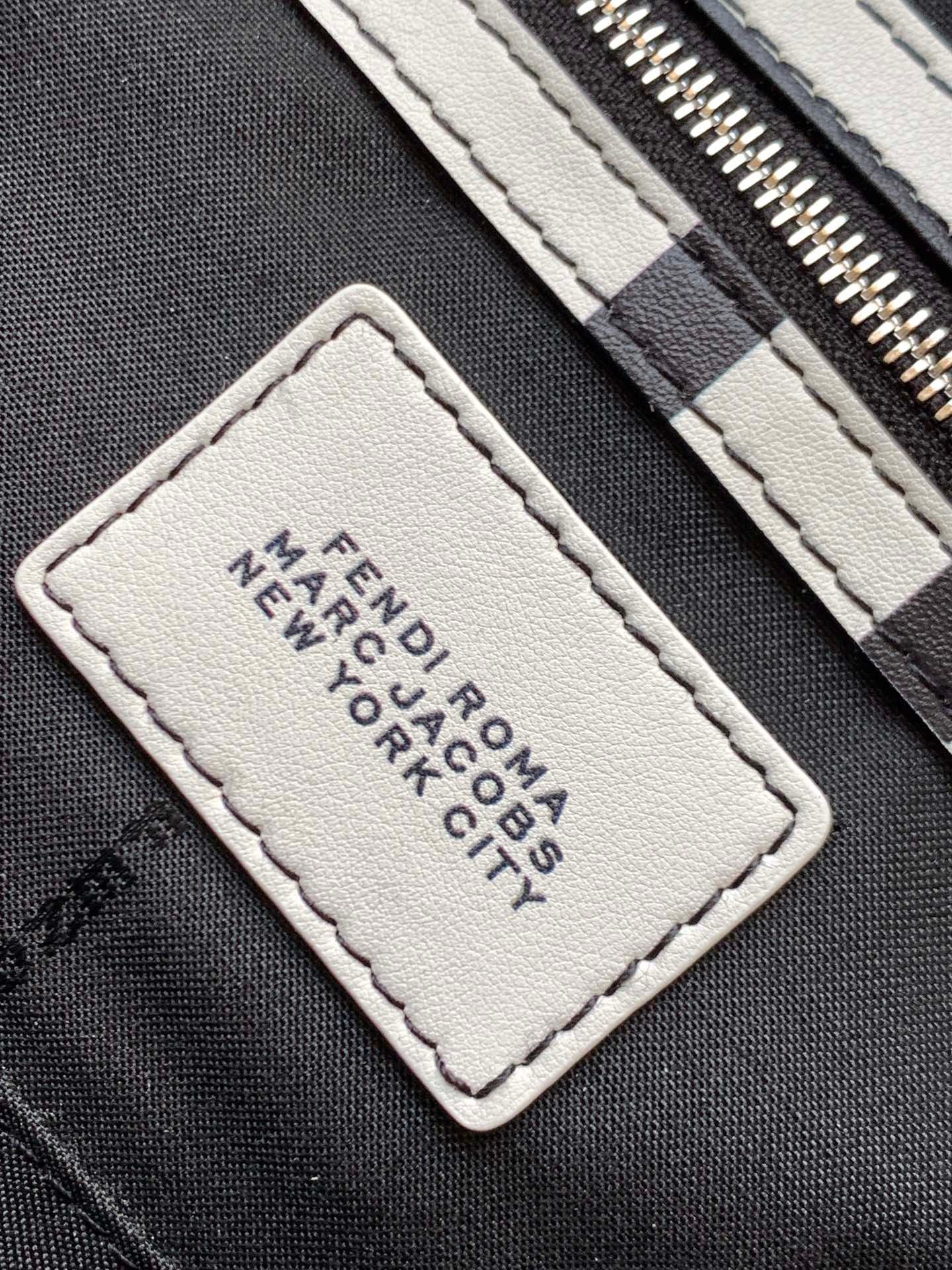 Fendi Roma 27 Black White Calfskin Bag - Image 7