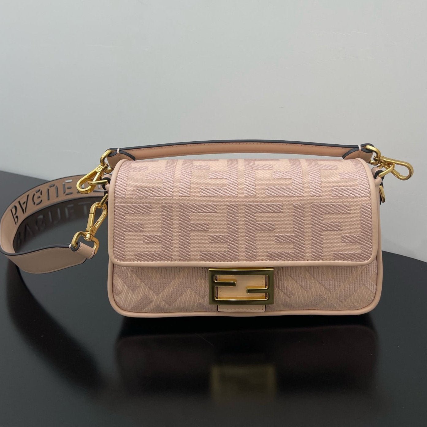Fendi 26 Baguette Light Pink Nappa Leather