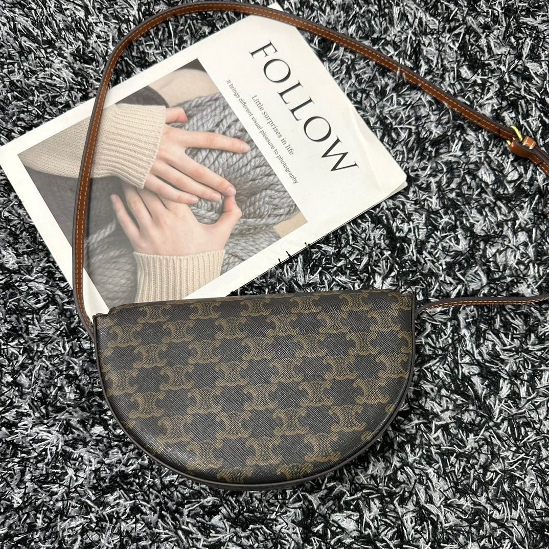 Celine Besace Canvas Saddle Bag - Image 6