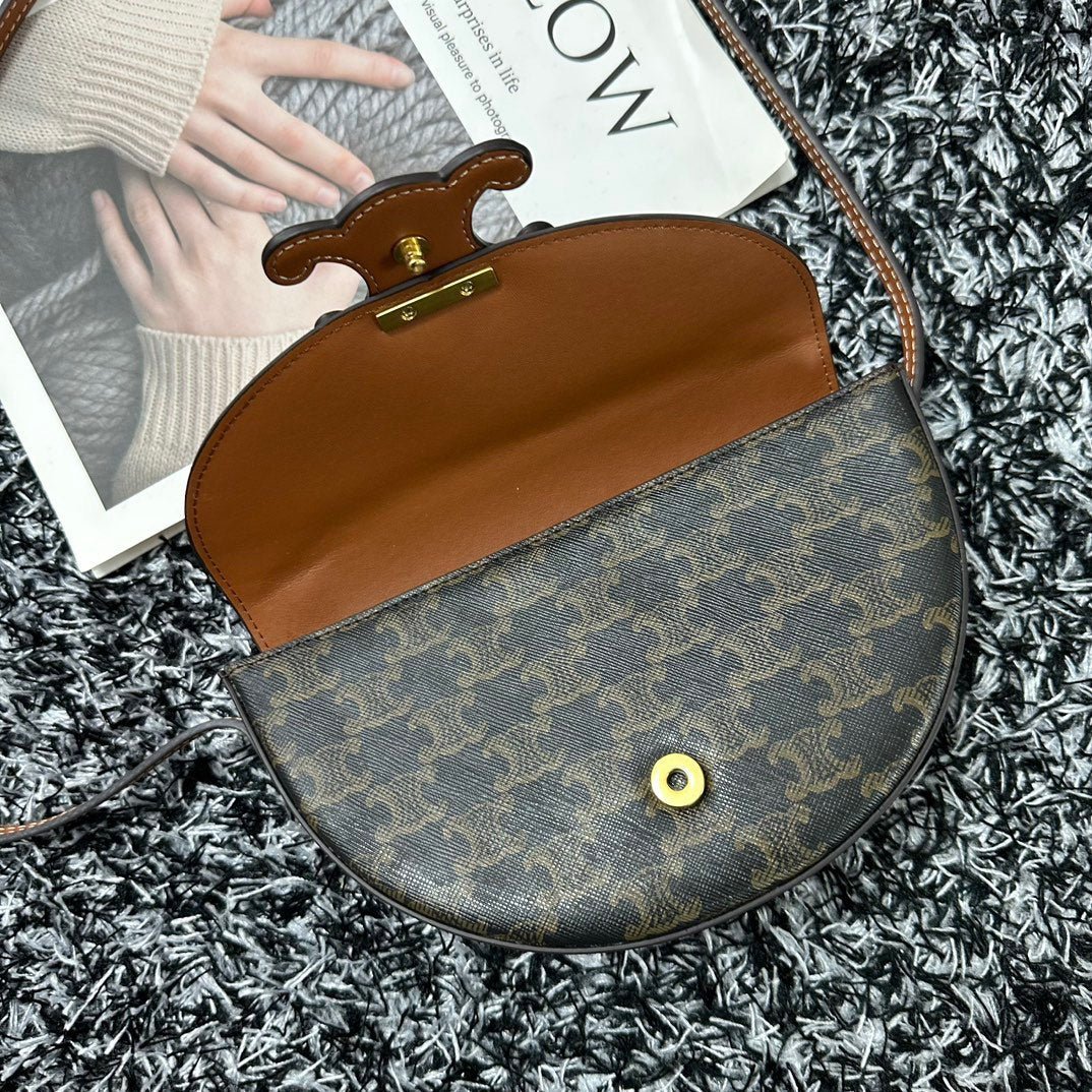 Celine Besace Canvas Saddle Bag - Image 7