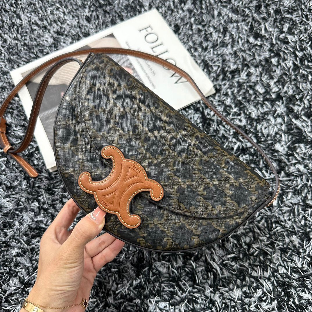 Celine Besace Canvas Saddle Bag - Image 4