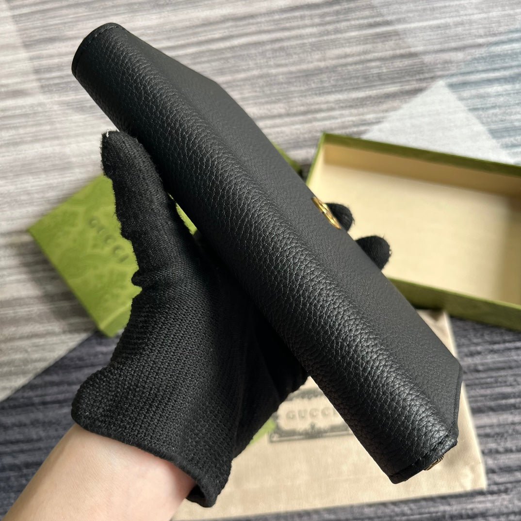 GUCCI Black Gold GG Zip Wallet - Image 6