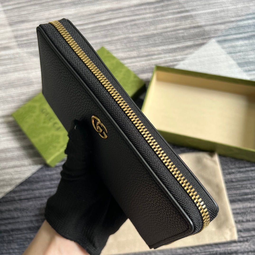 GUCCI Black Gold GG Zip Wallet - Image 5