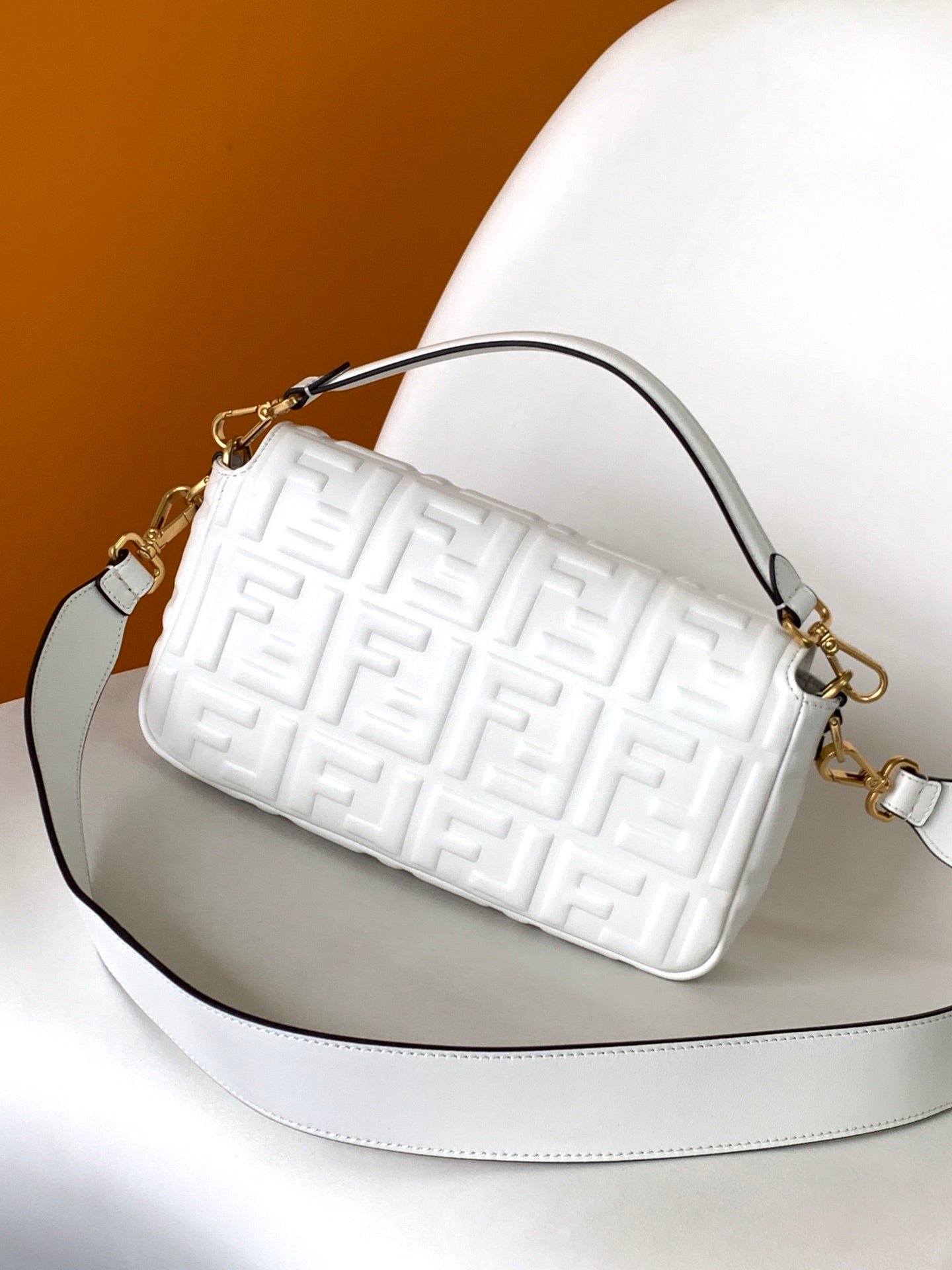 Fendi Baguette 27 White Motif Calfskin Bag - Image 5