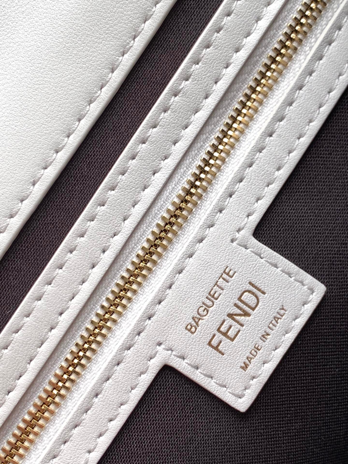 Fendi Baguette 27 White Motif Calfskin Bag - Image 8