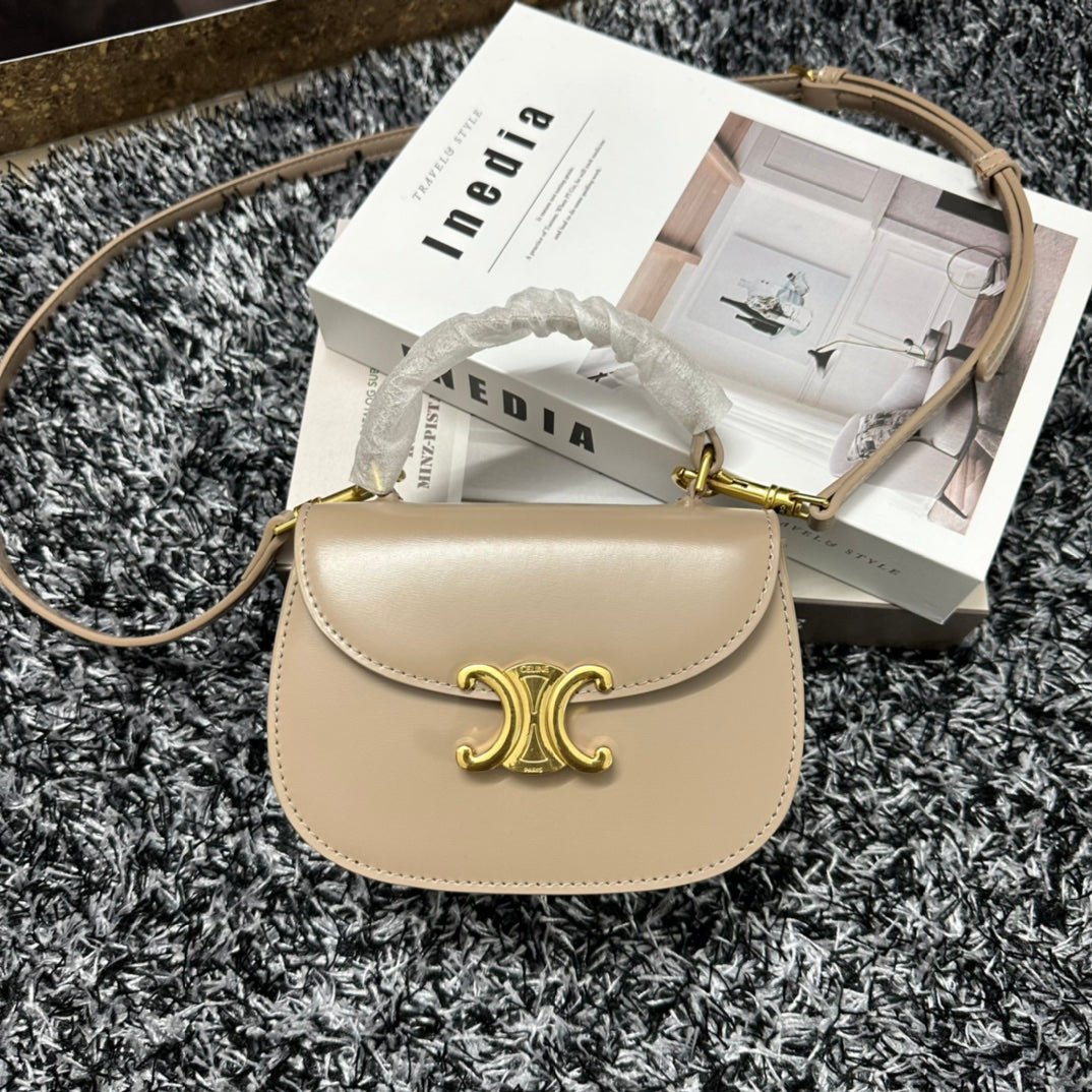 Celine Besace Triomphe 17 Calfskin Bag