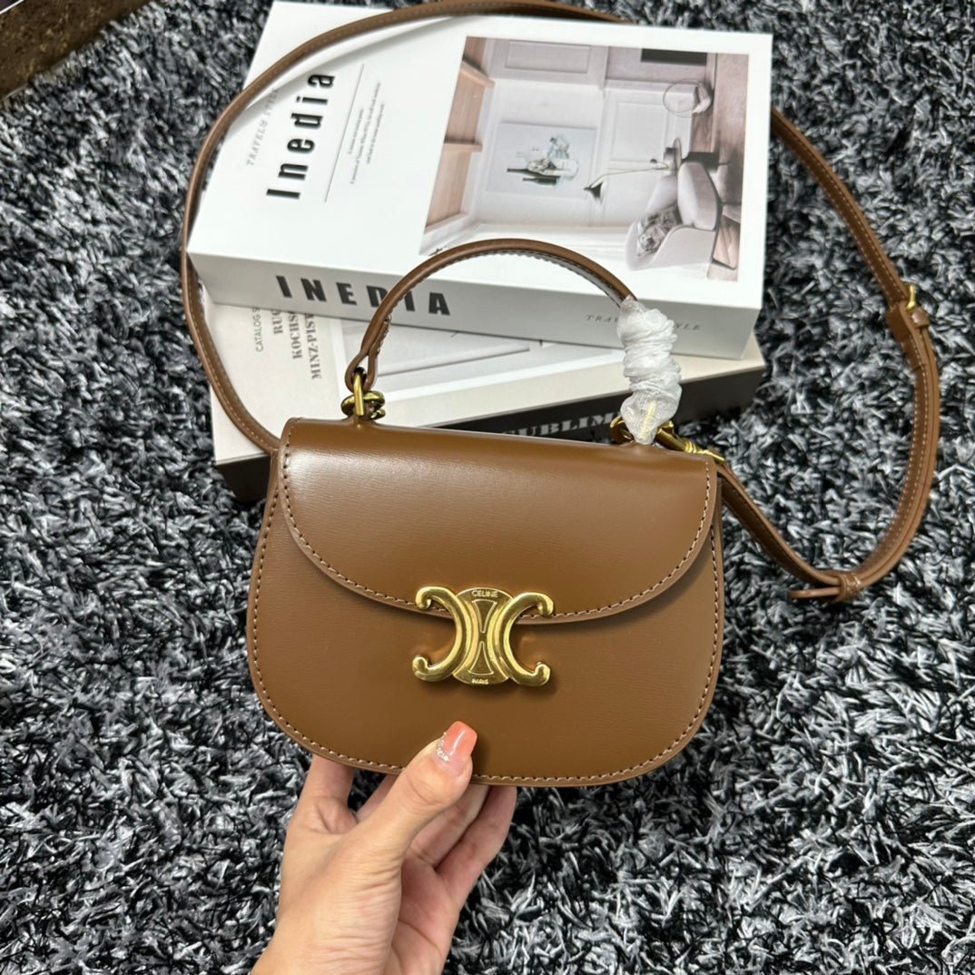 Celine Besace Triomphe 17 Calfskin Bag - Image 3