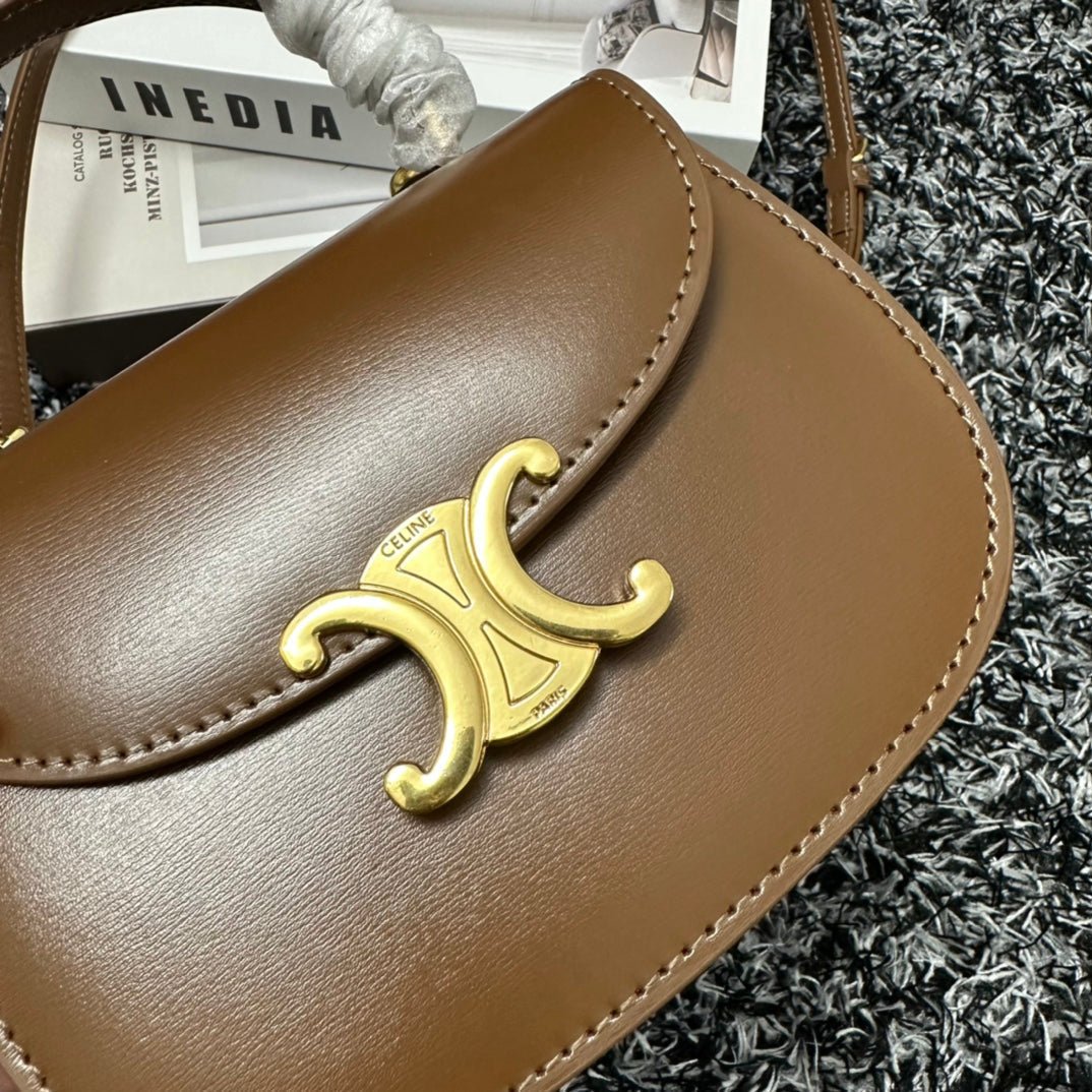 Celine Besace Triomphe 17 Calfskin Bag - Image 6