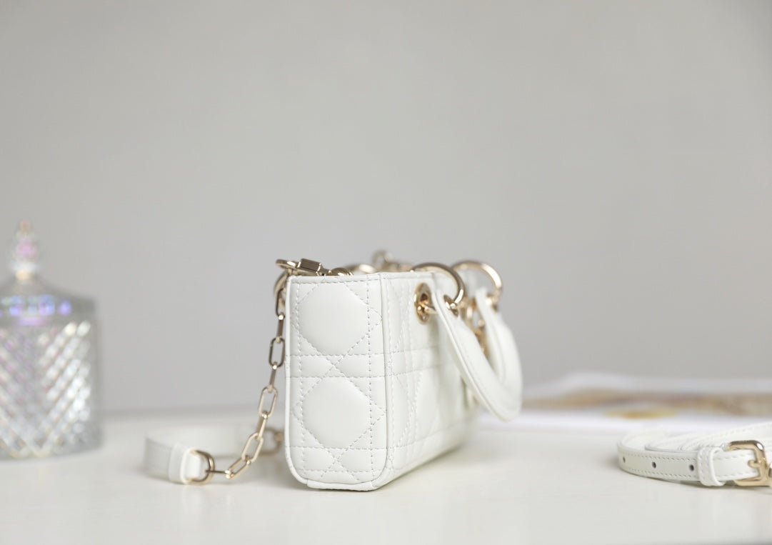 Dior Lady D-Joy Micro 16 White Lambskin Handbag - Image 4