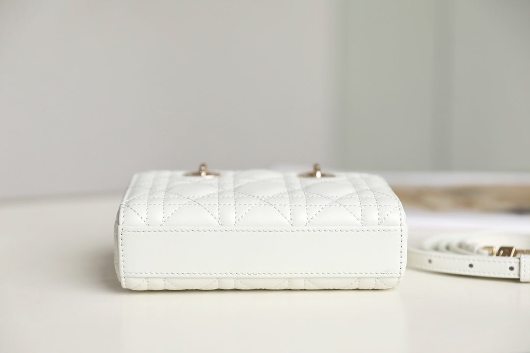 Dior Lady D-Joy Micro 16 White Lambskin Handbag - Image 9