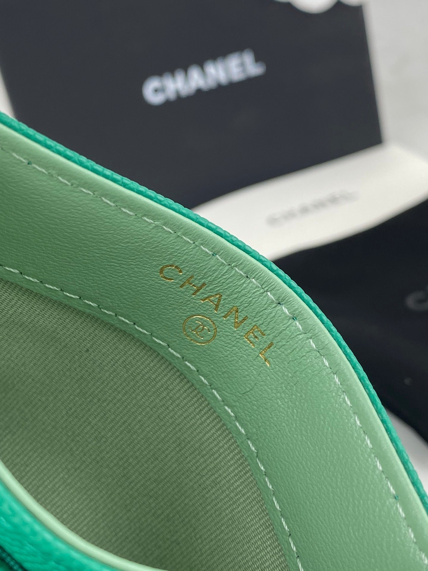 CHANEL Green Lambskin Crystal CC Card Case - Image 8