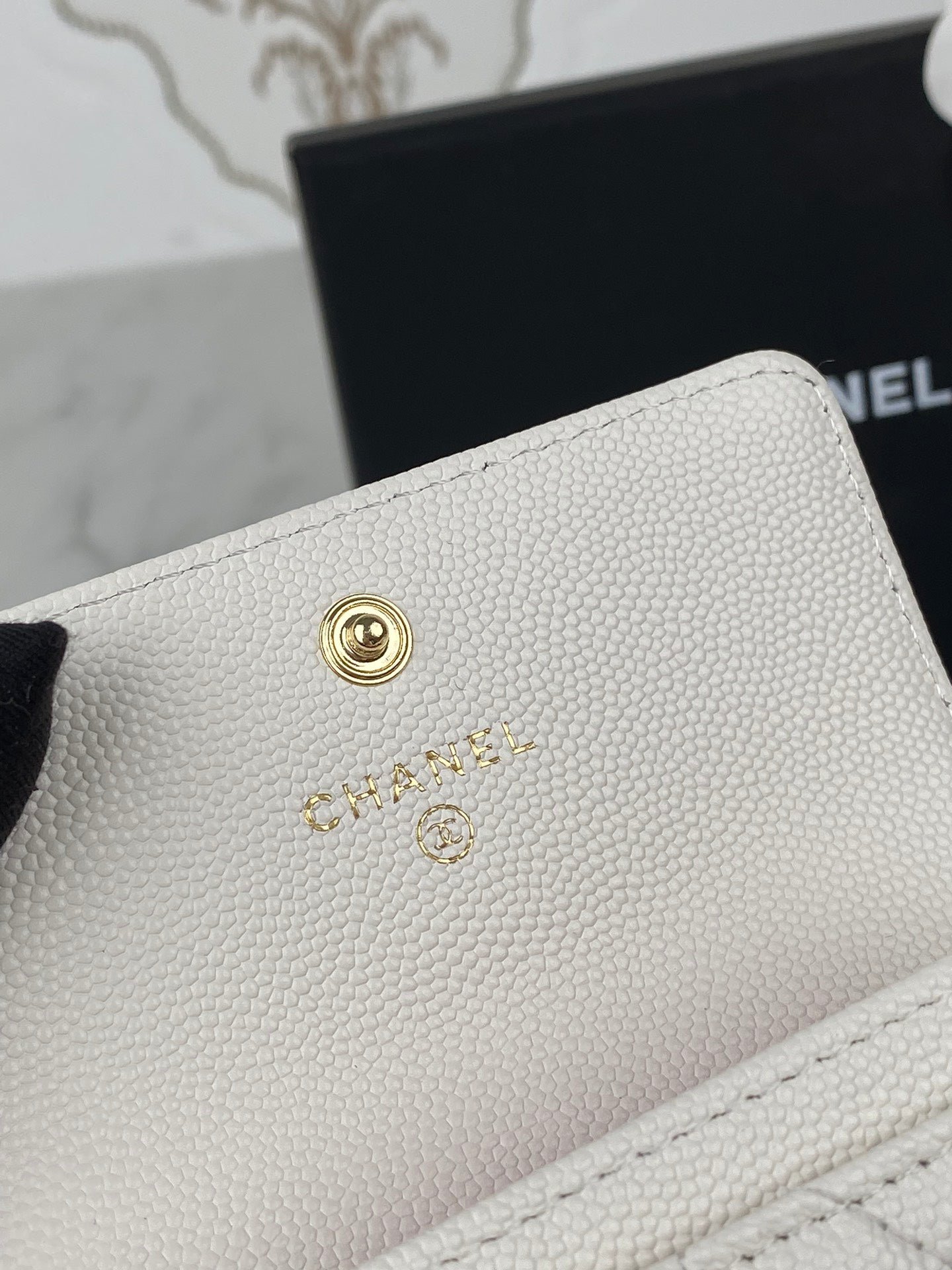 Chanel White Lambskin Crystal Bag - Image 9