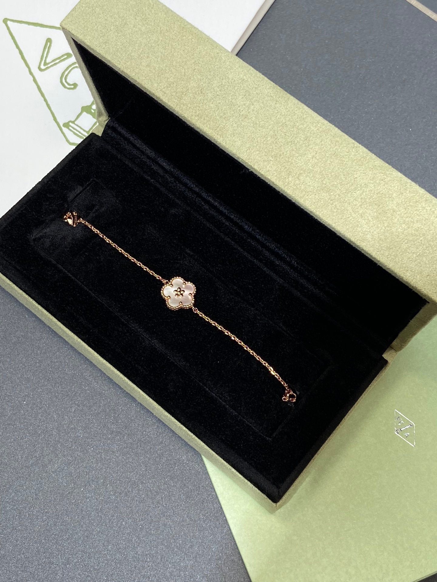 VCA Butterfly Pink Gold Pink MOP Bracelet