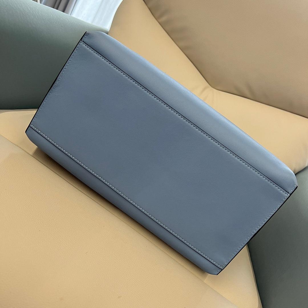 Loew Unisex Cubi Shoulder Crossbody Zipper Commuter Tote Bag Blue smooth calfskin - Image 5