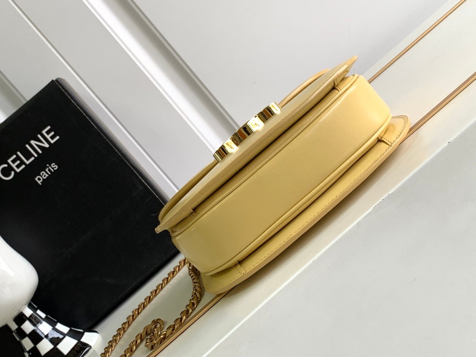 Celine Besace Clea Pale Yellow Chain Bag - Image 3