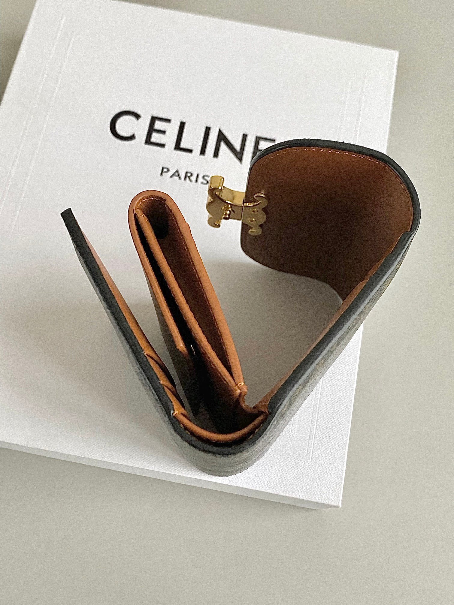 CELINE Triomphe Canvas Wallet - Image 3