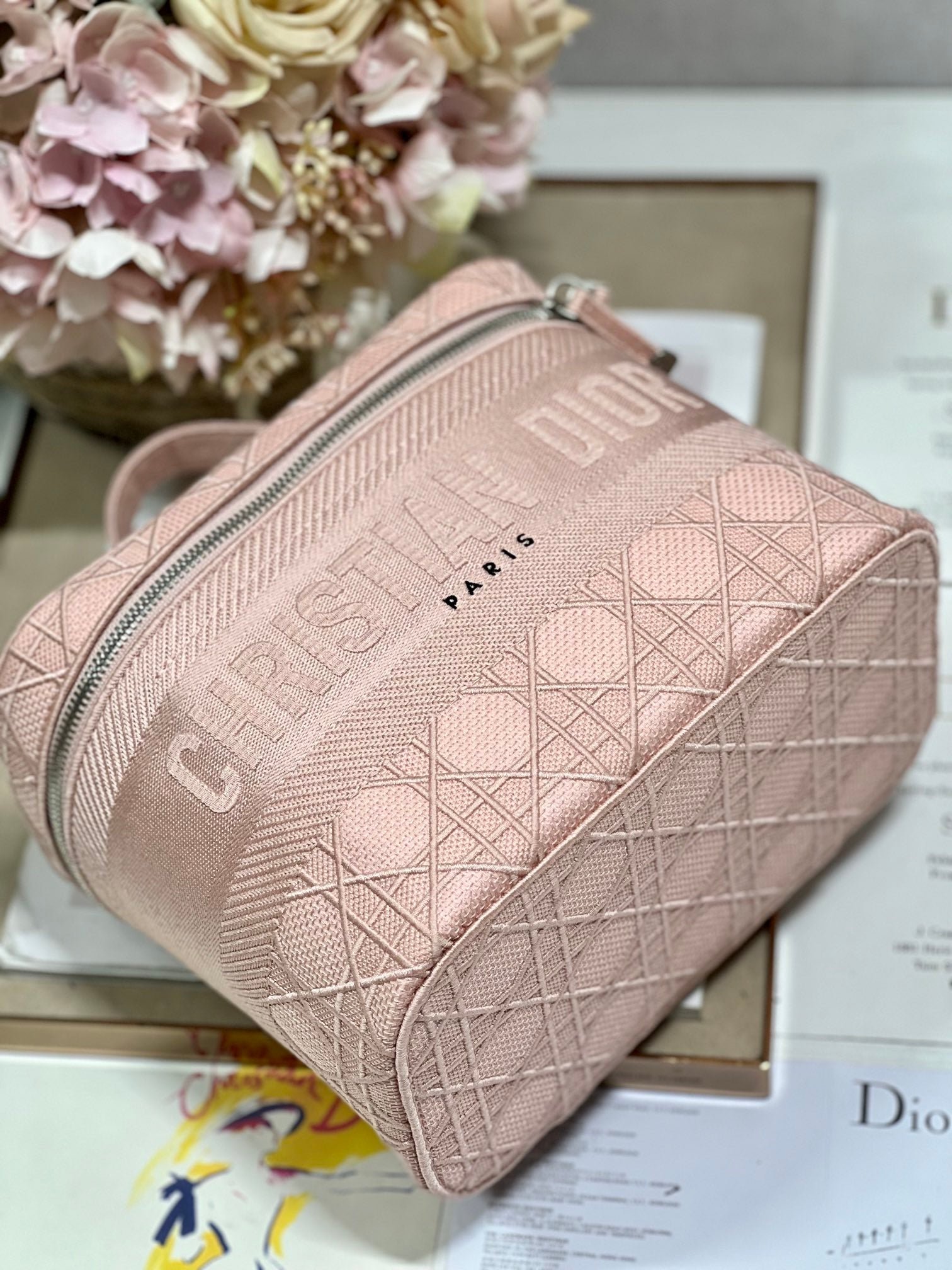 Dior Travel 25 Dove Gray Quilted Vanity Bag - Image 6