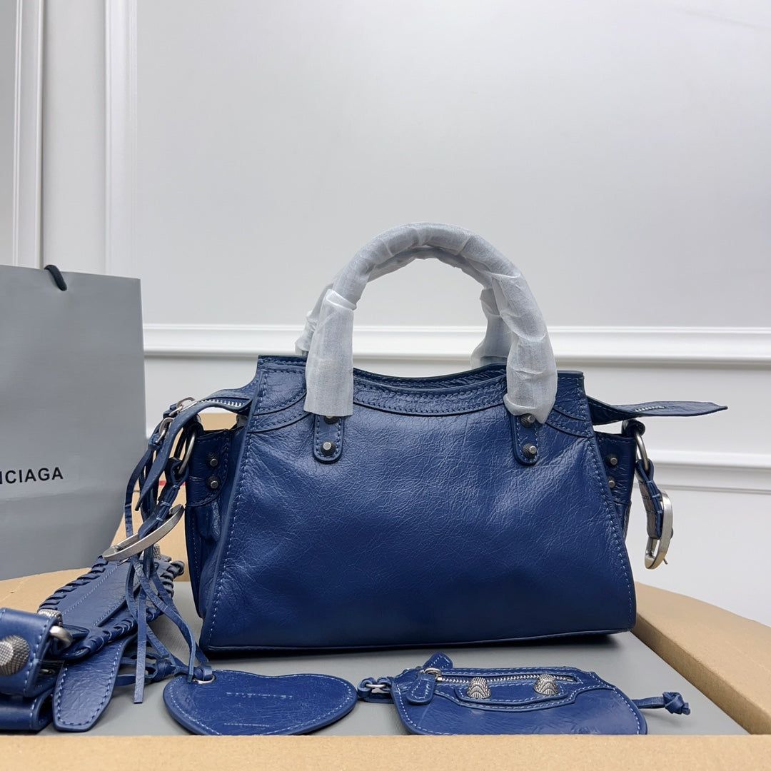 Balenciaga Neo Cagole 26cm Navy Lambskin - Image 7