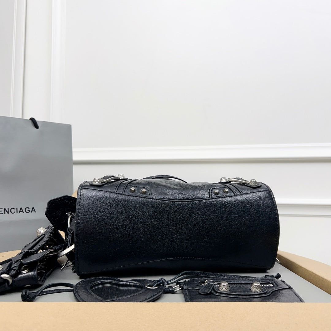 Balenciaga Neo Cagole 26cm Black Lambskin - Image 8