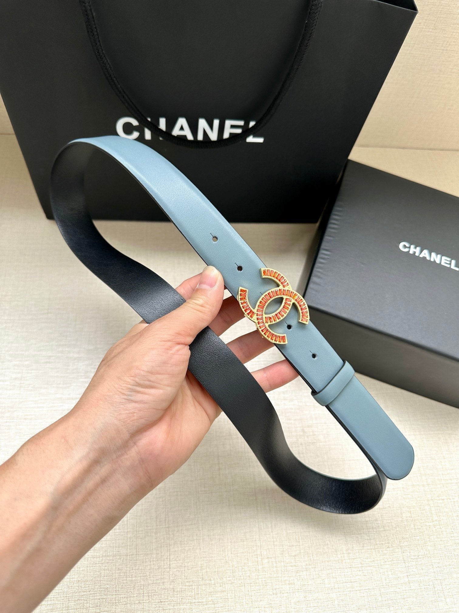 Chanel Grey Leather Crystal Belt - Image 9