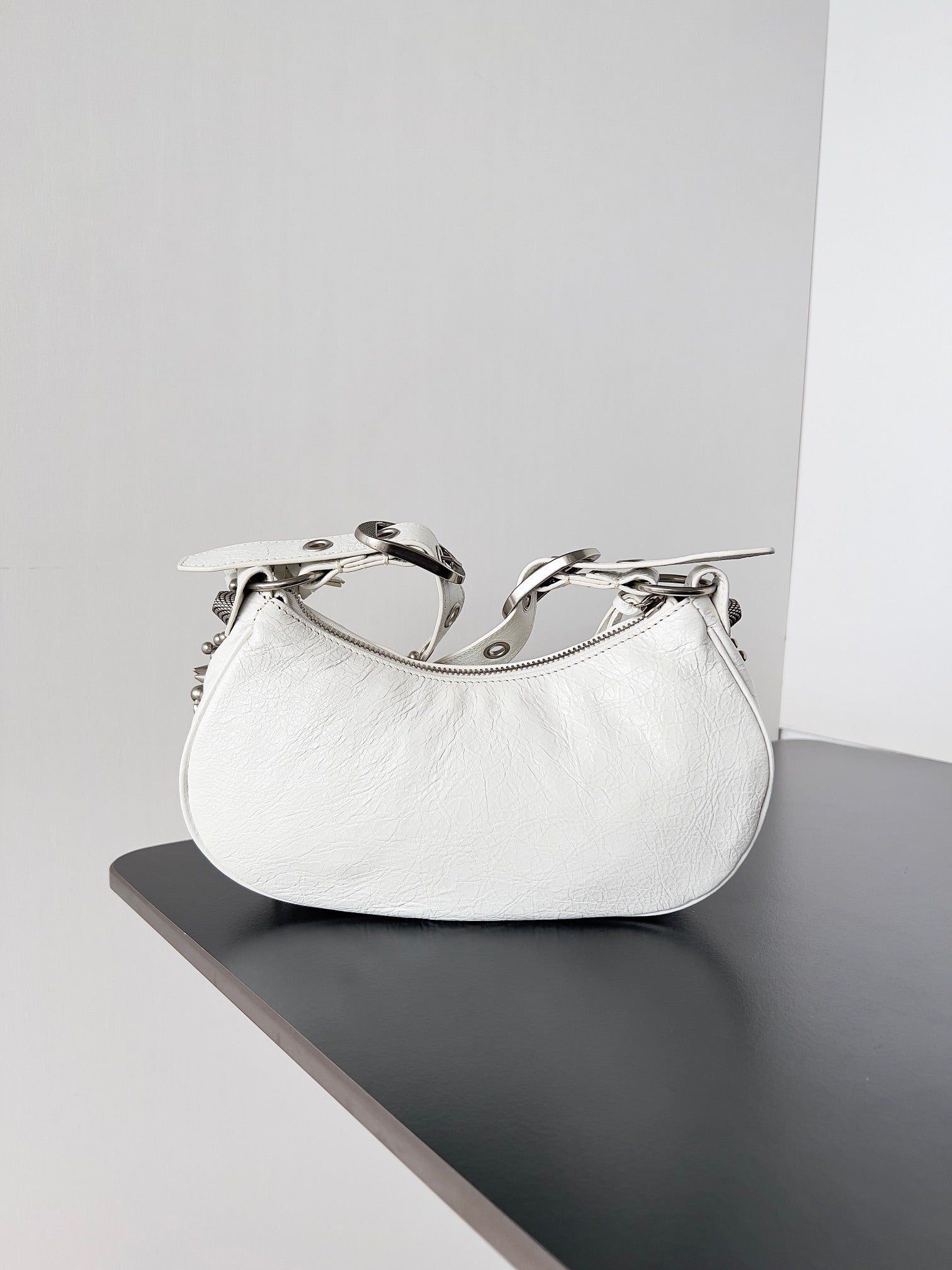 Balenciaga Le Cagole Arena Lambskin 26cm - Image 3
