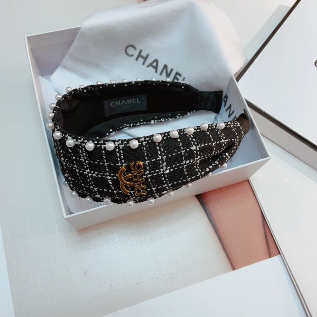 Alternative view of CHANEL BLACK TWEED HAIRBAND 875865