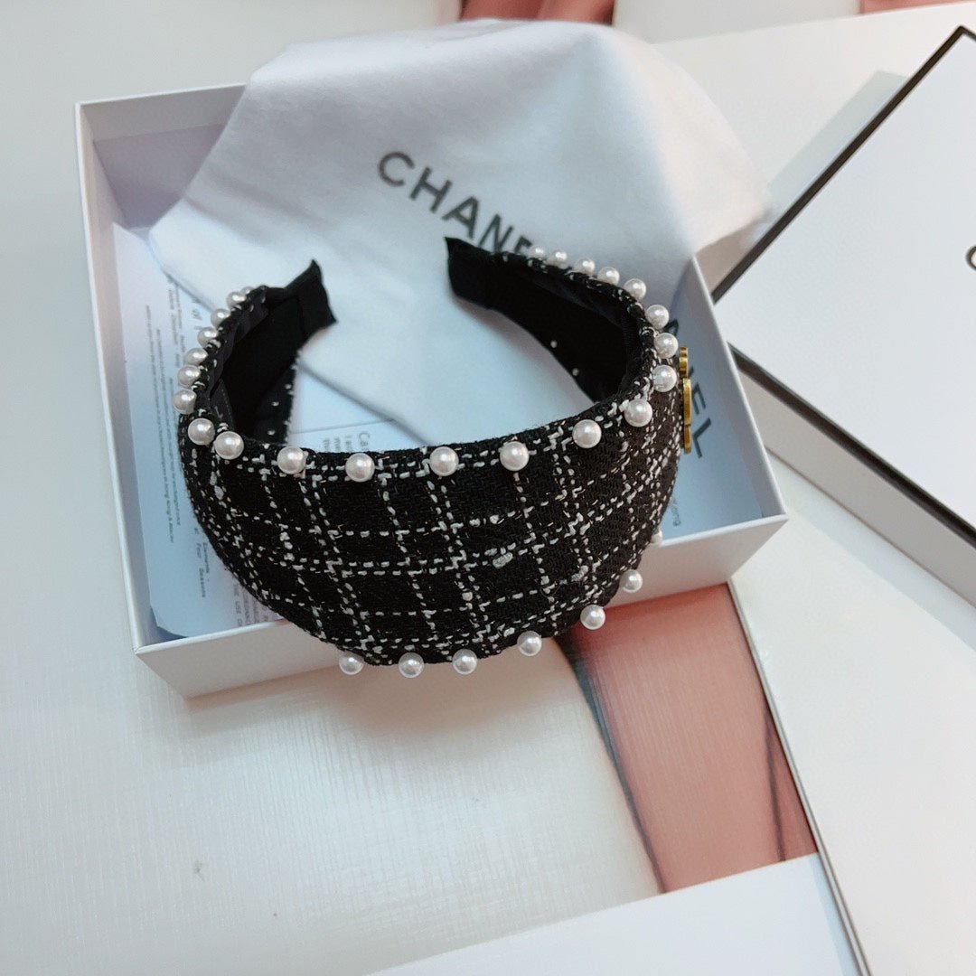 Chanel Black Tweed Pearl Gold CC Padded Headband - Image 8