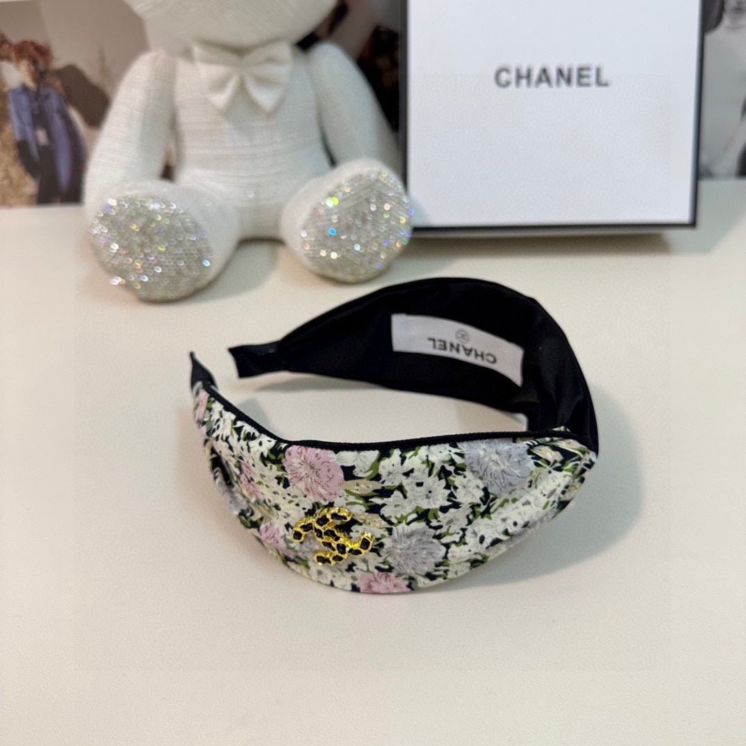 CHANEL Floral Print Fabric Headband - Image 4