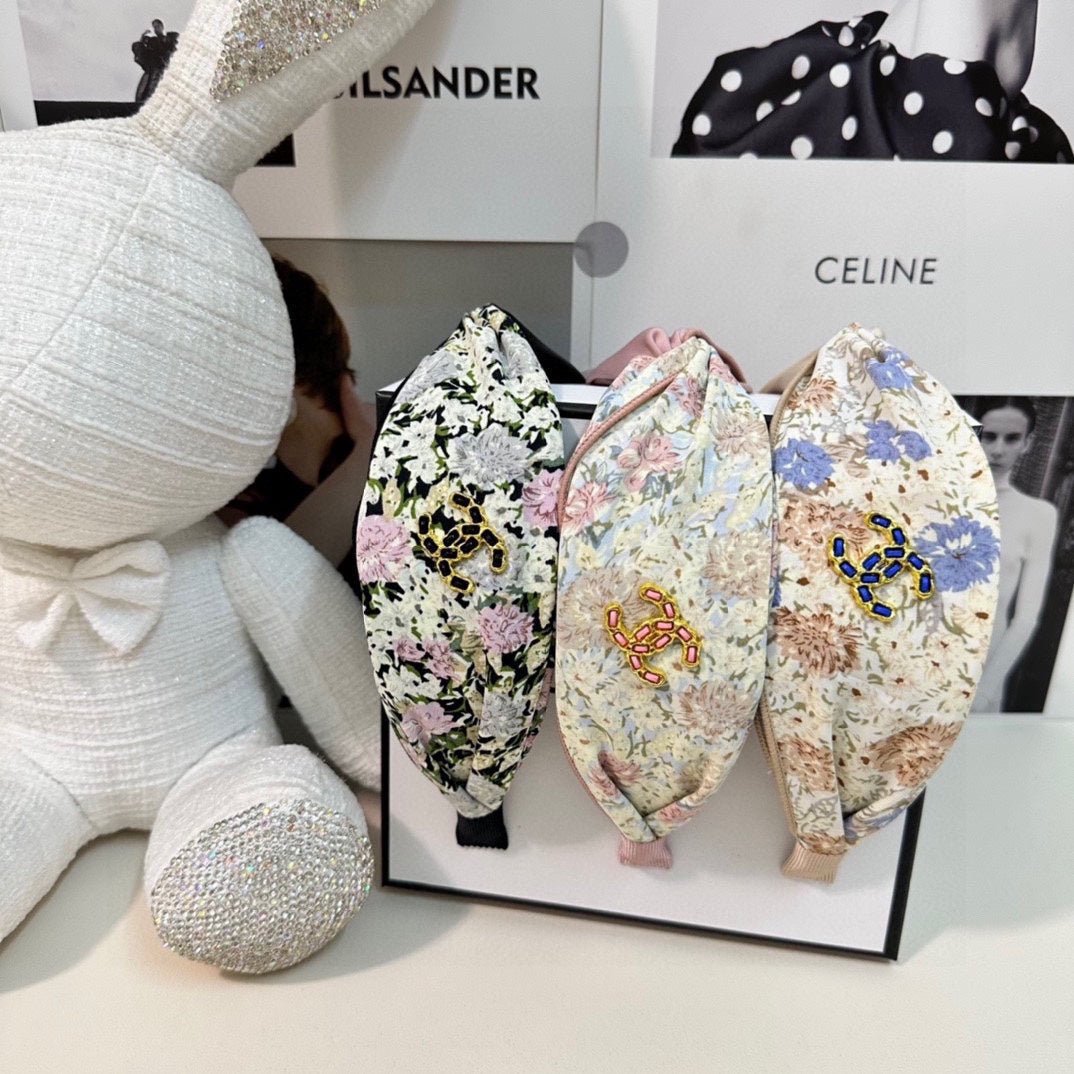 CHANEL Floral Print Fabric Headband - Image 9