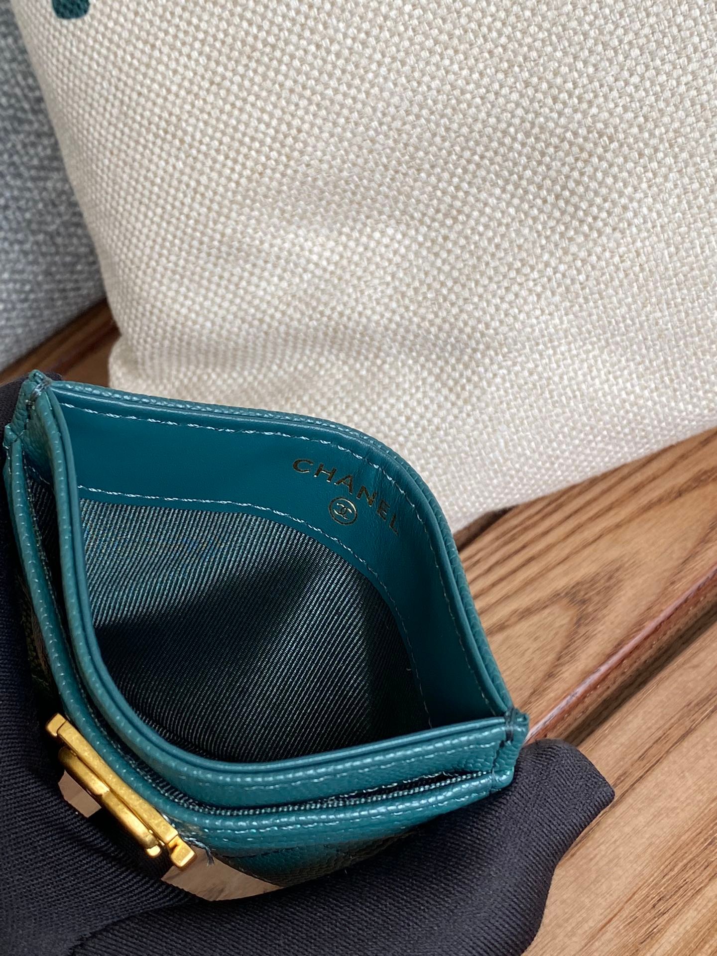 Alternative view of cc boy 11cm card holder dark green caviar gold hardware