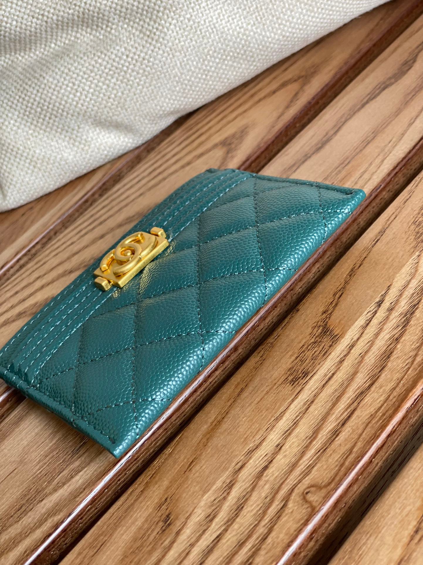 CHANEL Caviar Deep Green Gold Boy Card Holder - Image 4