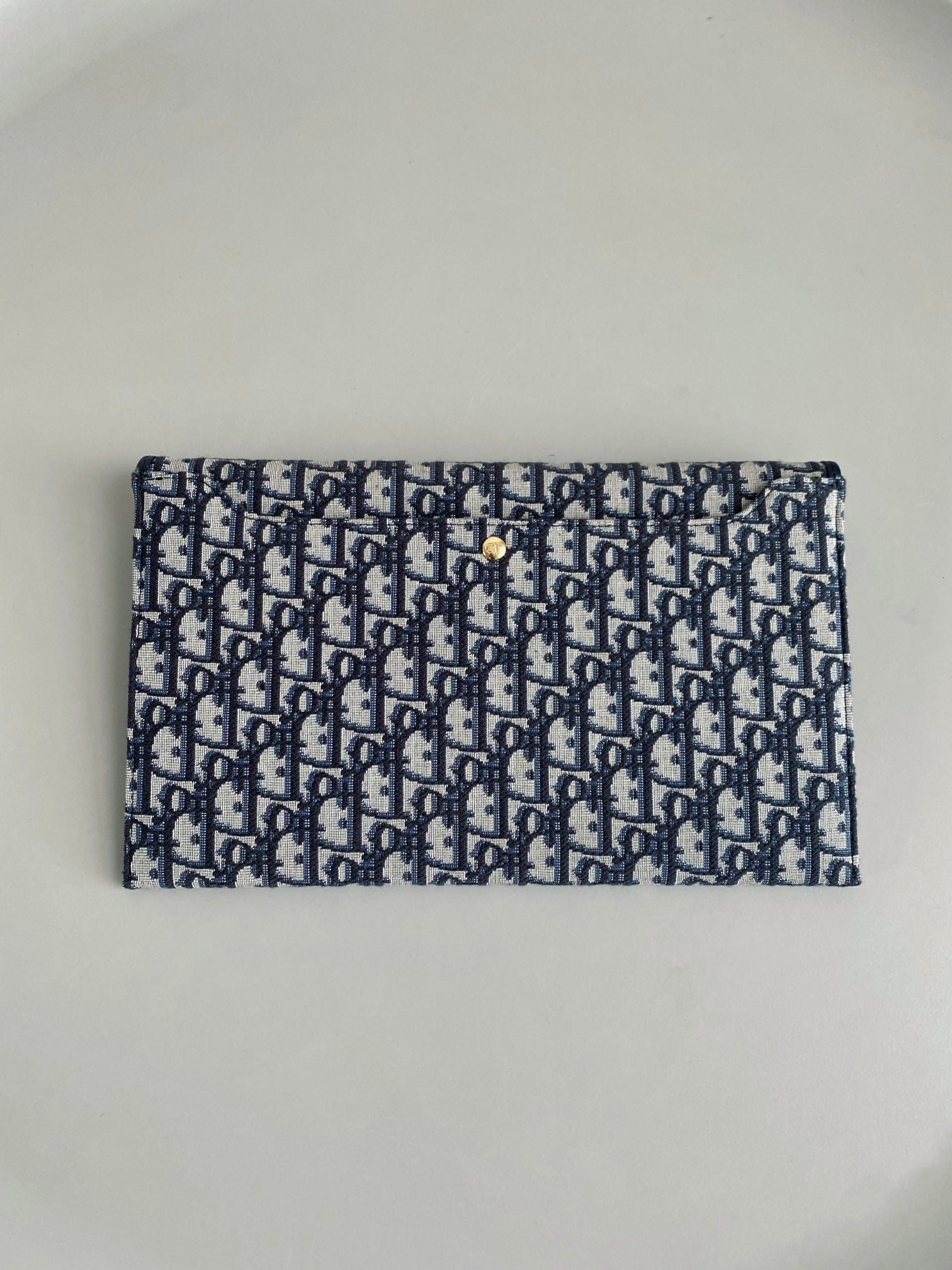Dior 30 Montaigne Blue Oblique Jacquard Clutch Bag - Image 4