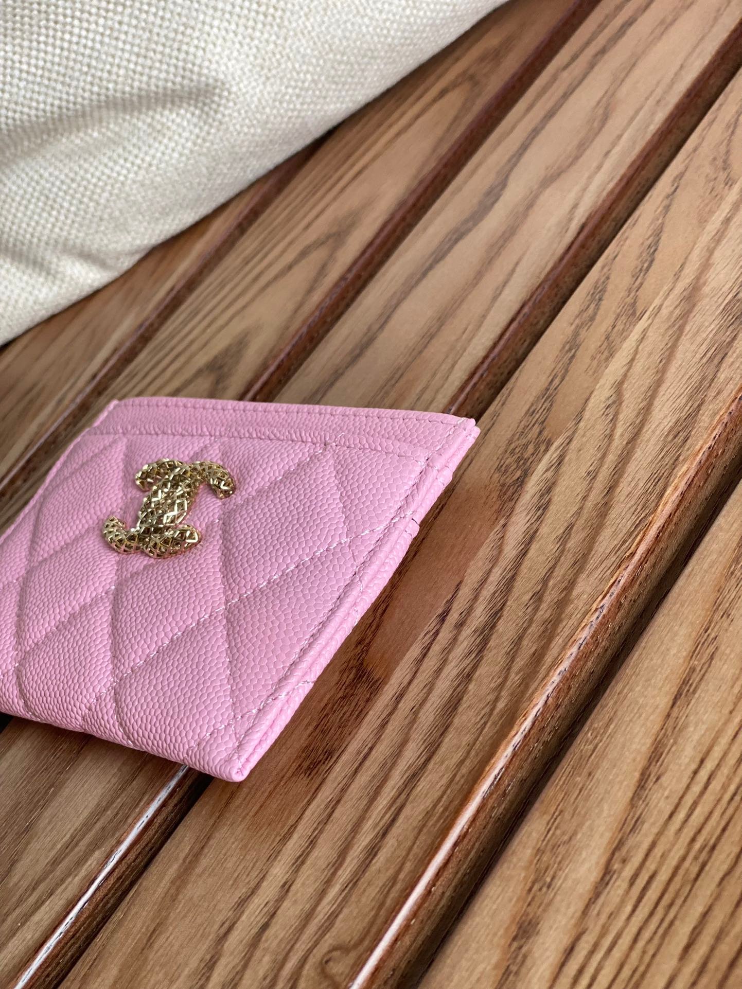 CHANEL Caviar Pink Crystal CC Card Case - Image 6