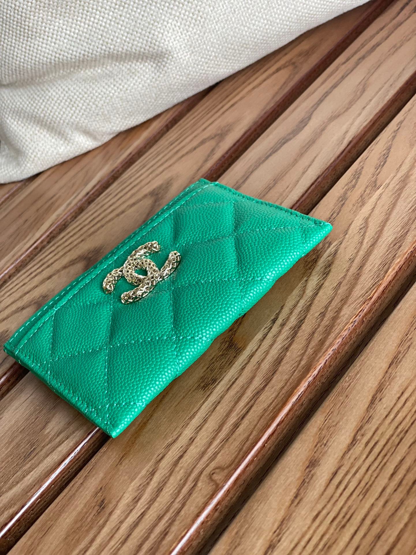 cc card holder 10cm dark green caviar - Image 3