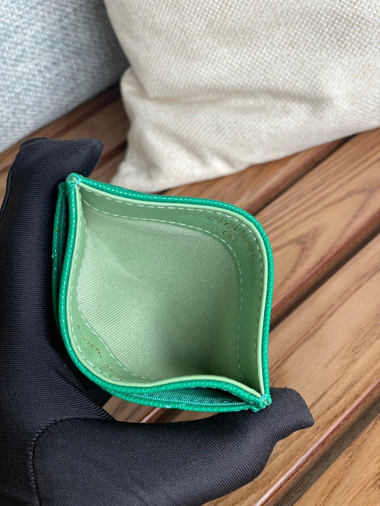 cc card holder 10cm dark green caviar - Image 4