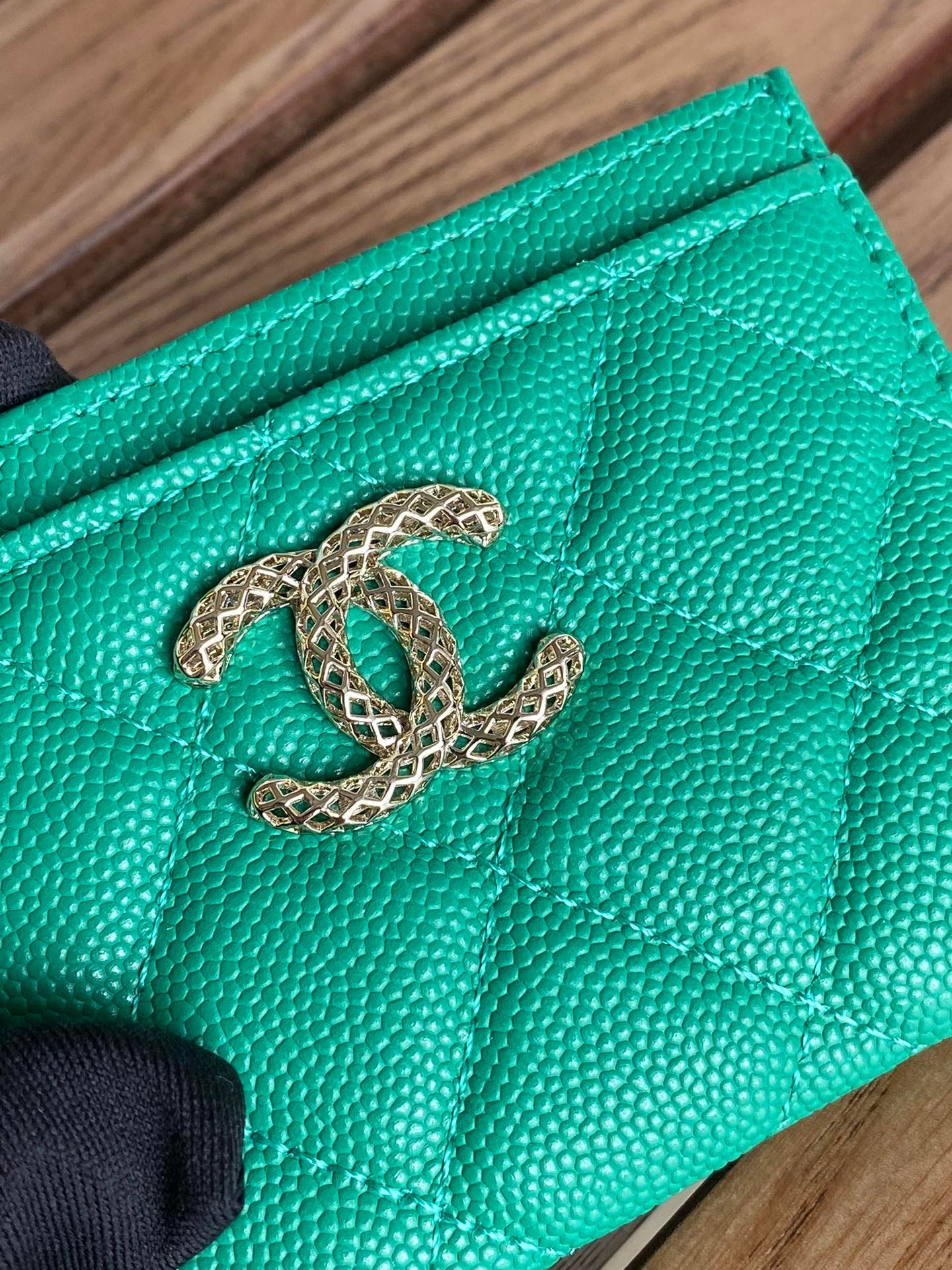 cc card holder 10cm dark green caviar - Image 6