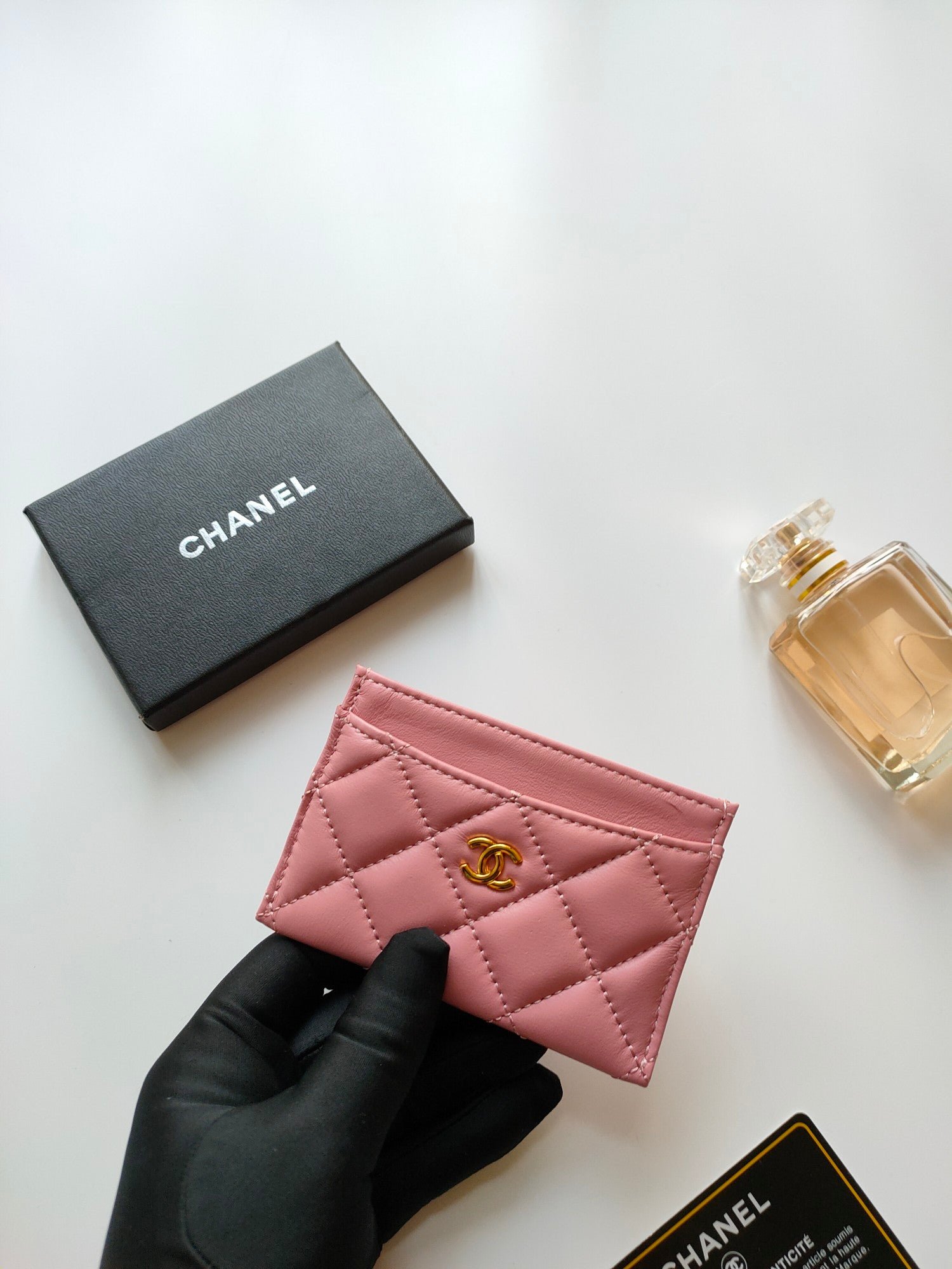 CHANEL Lambskin Blush Gold CC Card Pocket - Image 3
