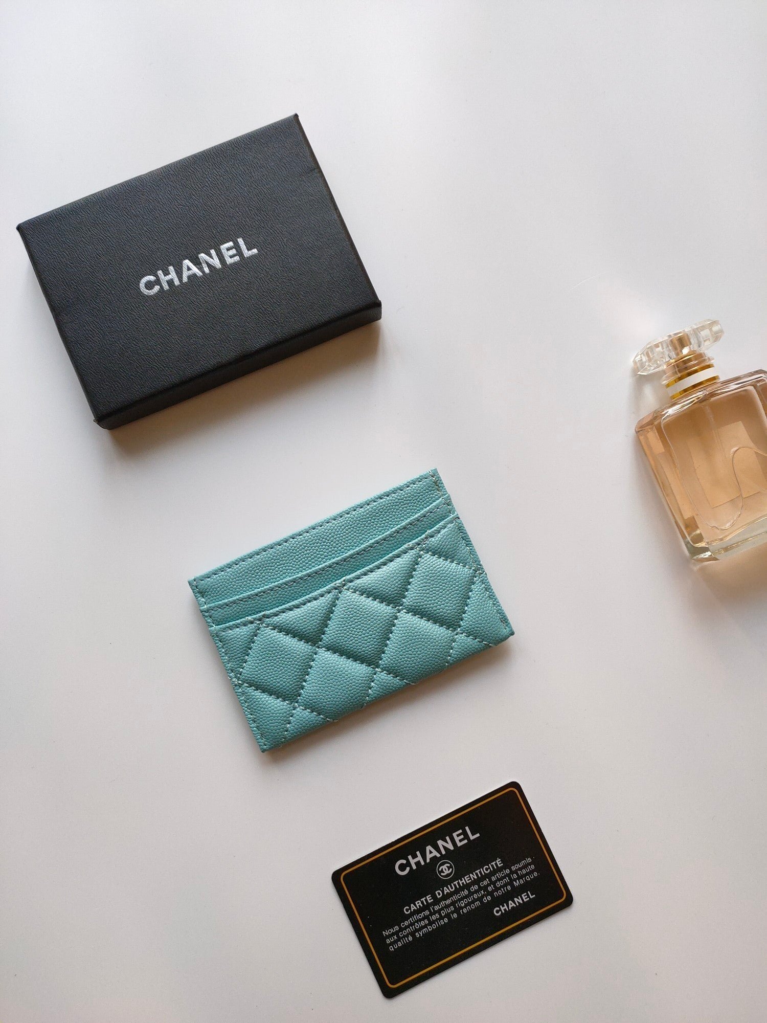Chanel Mint Lambskin Quilted Card - Image 4