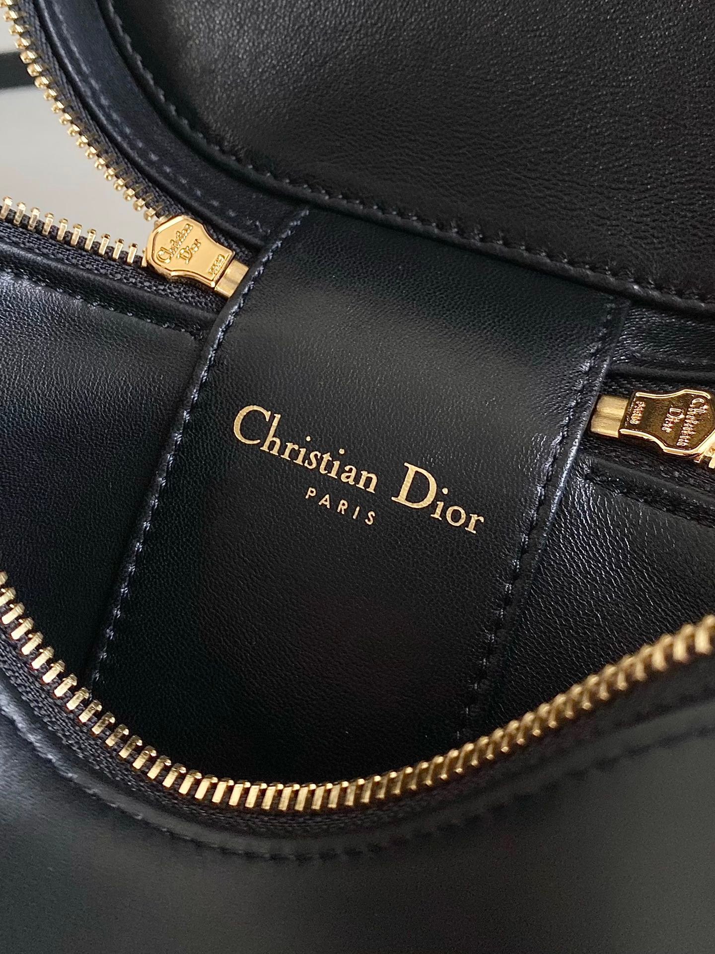 Dior Signature Vanity 16 Lambskin Bag Black - Image 9