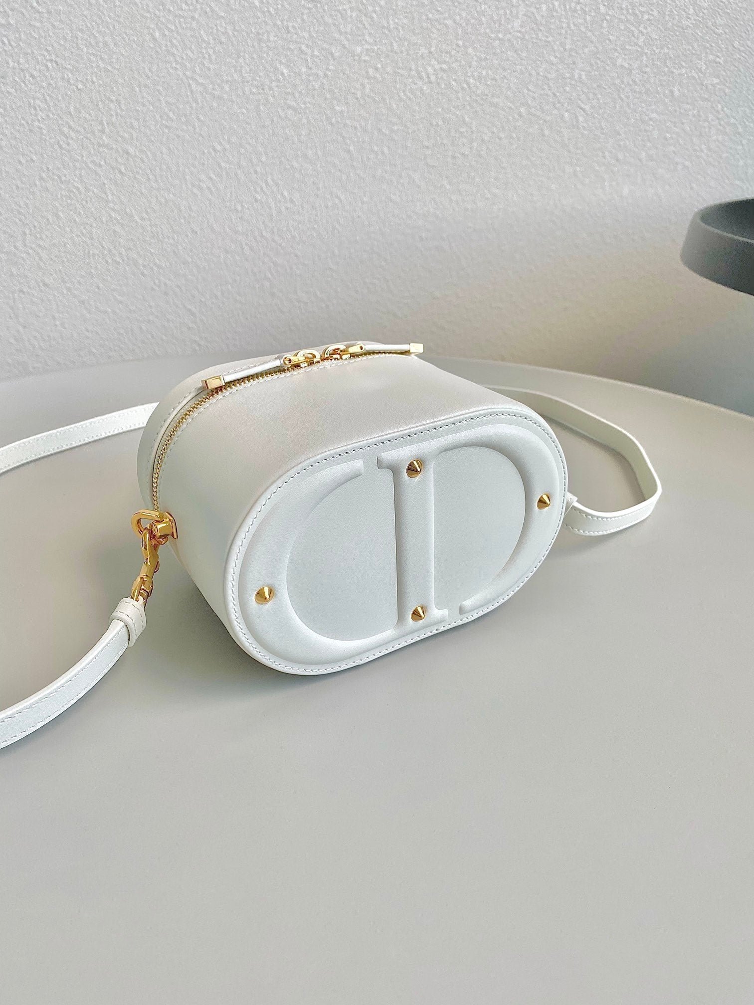 Dior Signature Vanity 16 Lambskin Bag White - Image 5