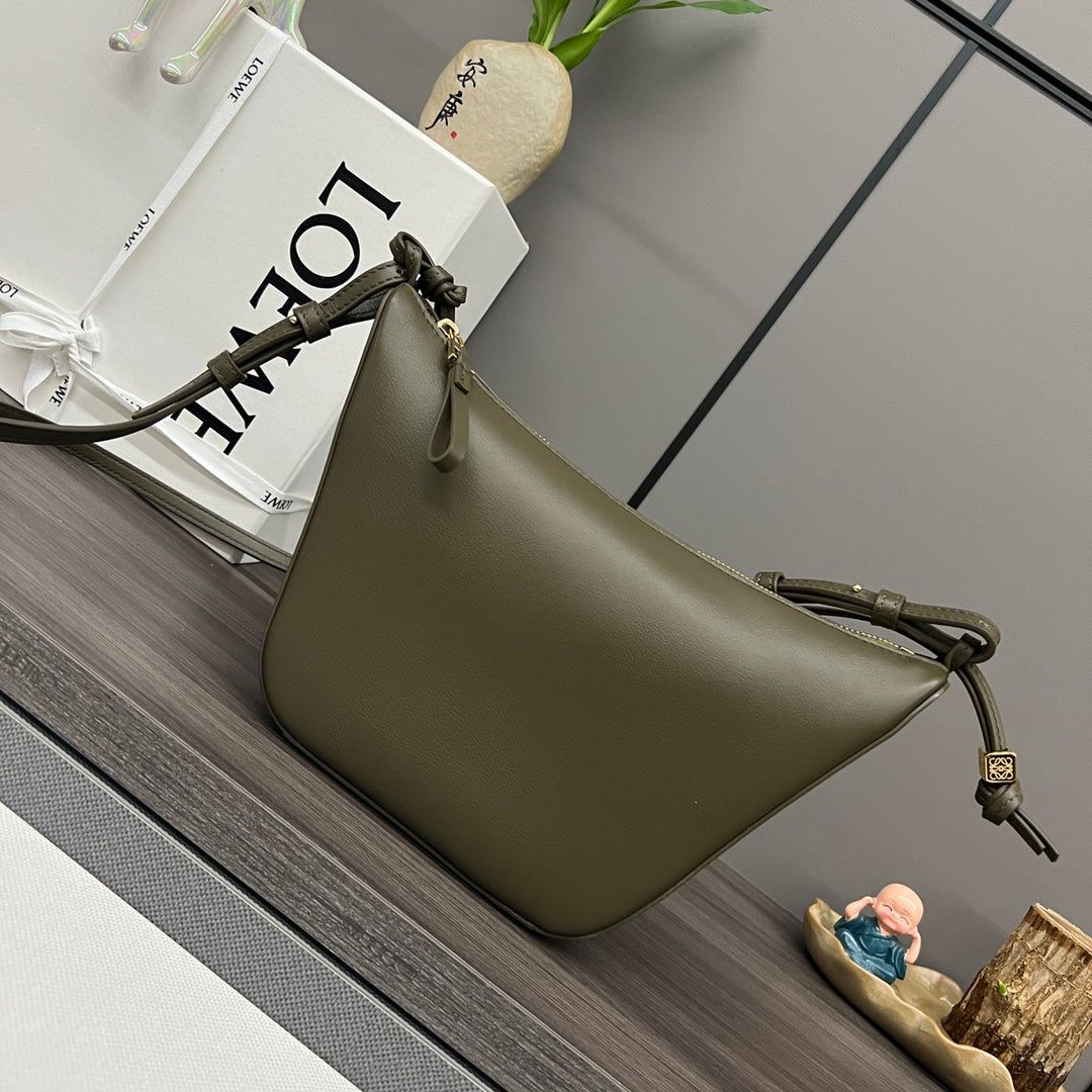 Alternative view of LOE LUNA HOBO 28 BAG IN DARK OLIVE GREEN CALFSKIN